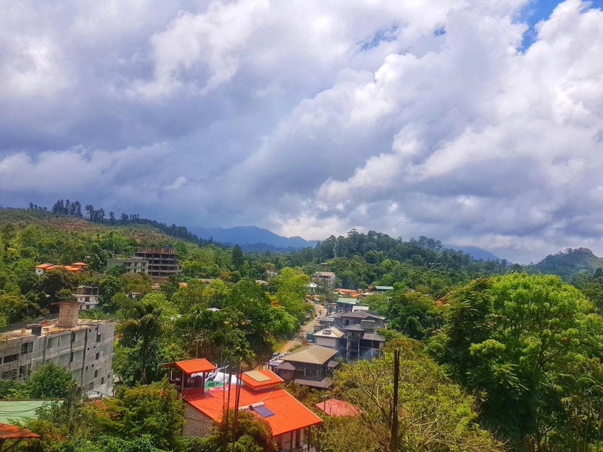 Holly House Homestay Элла Экстерьер фото