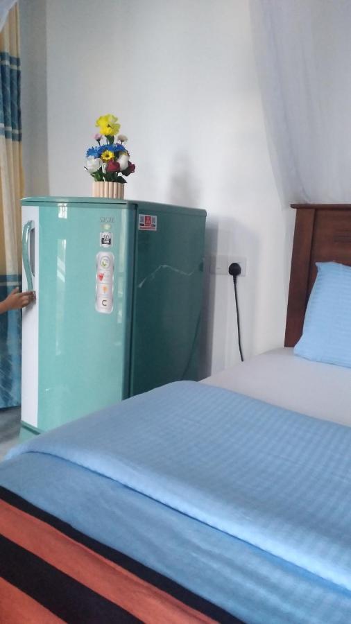 Holly House Homestay Элла Экстерьер фото